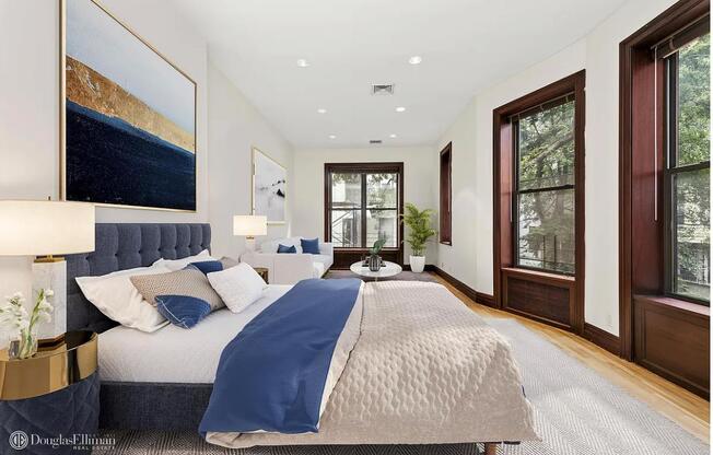 52 W 69 ST