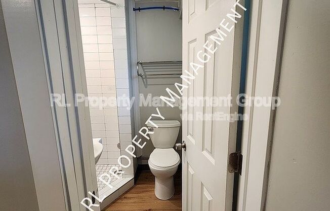 1 bed, 1 bath, 500 sqft, $825, Unit F