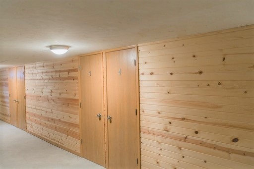 2 beds, 1 bath, $1,075, Unit 1156-10