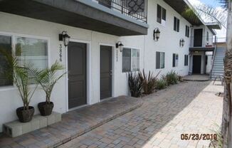 2 beds, 1 bath, 800 sqft, $2,345, Unit 3868.5