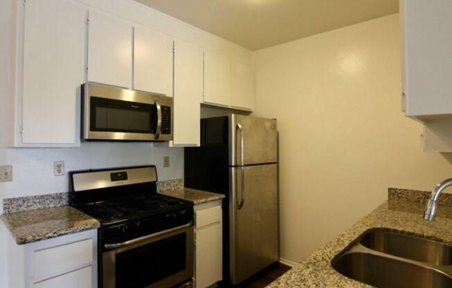 1 bed, 1 bath, $1,895, Unit 0303