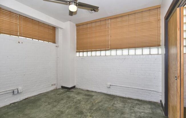 2 beds, 1 bath, 1,102 sqft, $1,299, Unit 3102