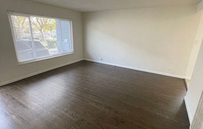 1 bed, 1 bath, $2,295, Unit 07