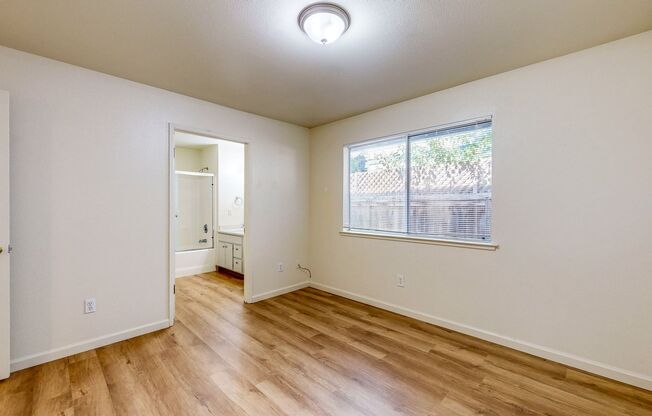 1 bed, 1 bath, 600 sqft, $1,800