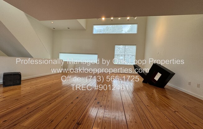 4516 MONTROSE BLVD