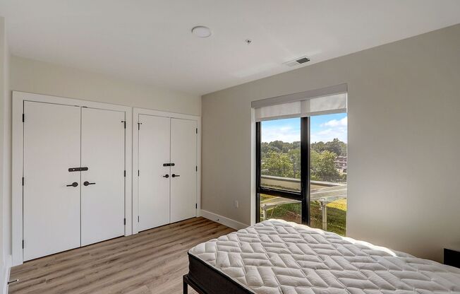 1 bed, 1 bath, 120 sqft, $1,325