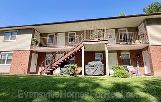 408 S BOSSE AVE