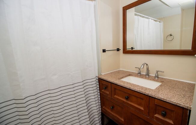 3 bedroom home near Edgewater Park