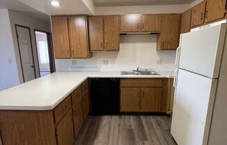 2 beds, 1 bath, 900 sqft, $949.99, Unit 1790-R105