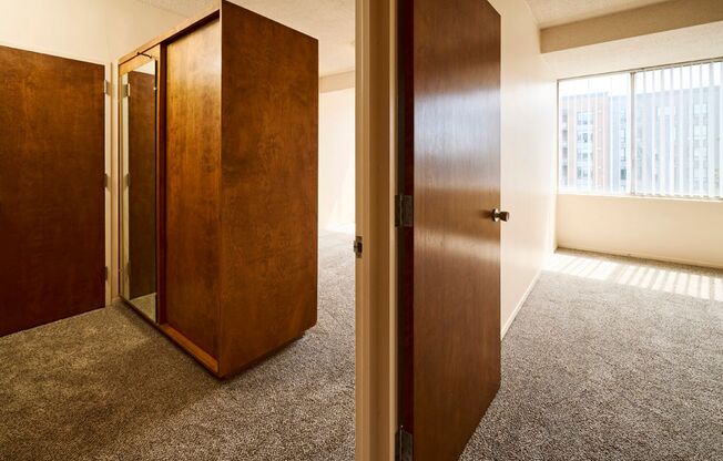 2 beds, 2 baths, 883 sqft, $1,685, Unit 313