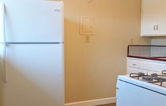 Studio, 1 bath, 350 sqft, $1,695, Unit #4