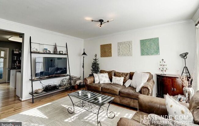 3021 22 ST S