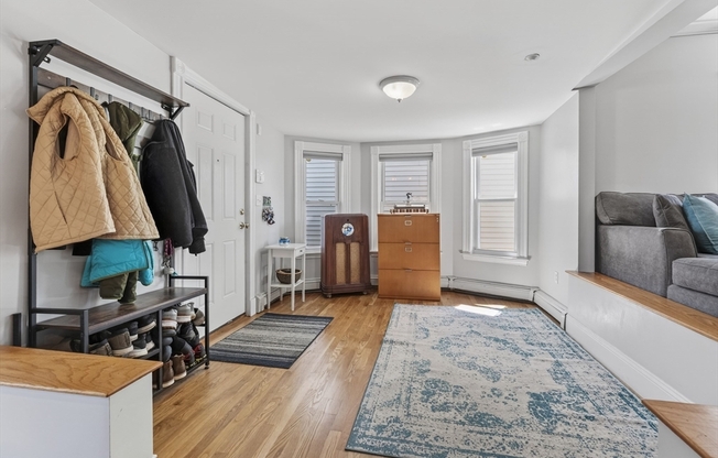 17 B BONAIR ST