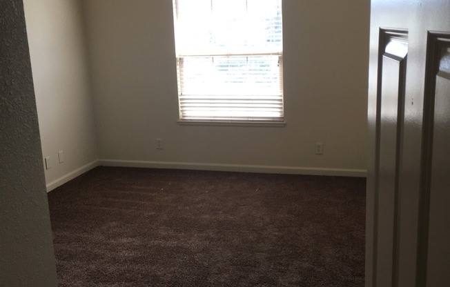 2 beds, 2 baths, $2,500, Unit 424A