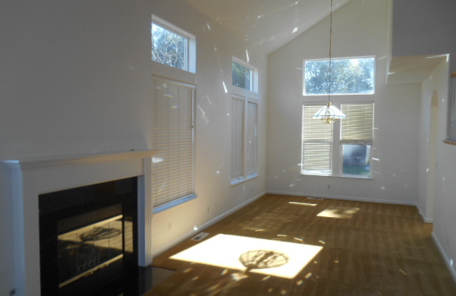 371 Breeden Street