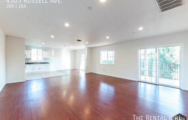 4305 RUSSELL AVE