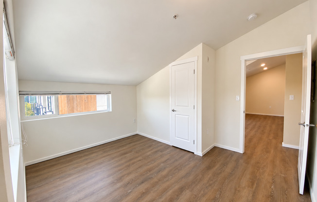 2 beds, 2 baths, 900 sqft, $2,950, Unit 5502-A
