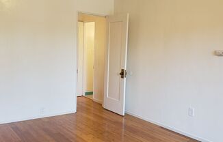 Studio, 1 bath, $1,690, Unit 02