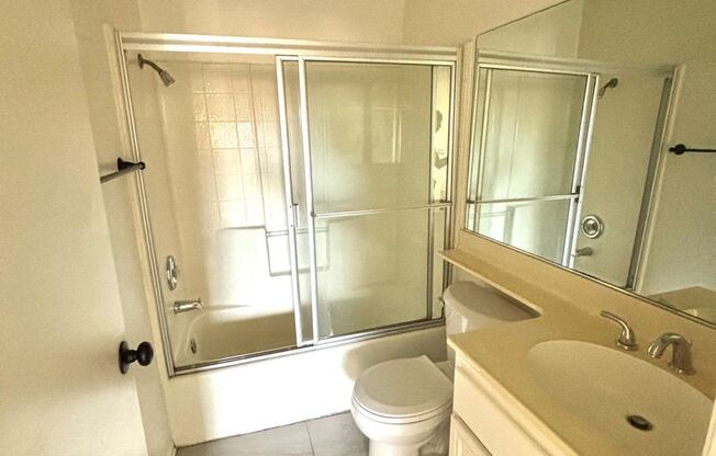 Los Robles Apartments