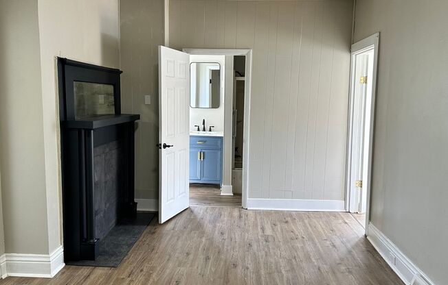 2 beds, 1 bath, 740 sqft, $950