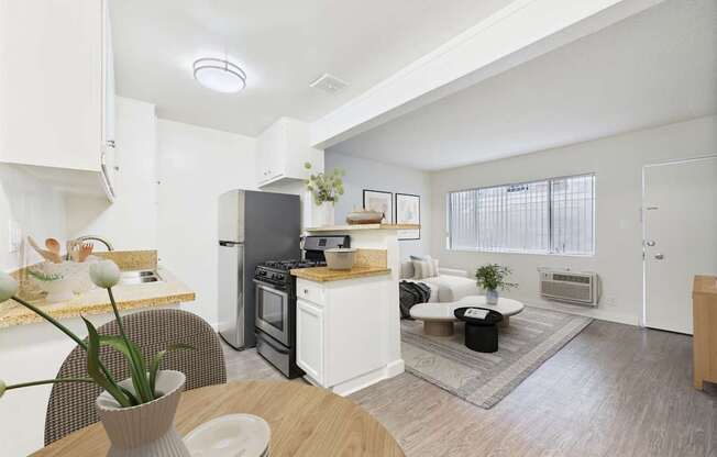 Roscoe Terrace Apartment Homes