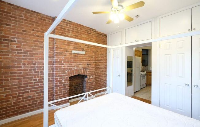 486 9 AVE