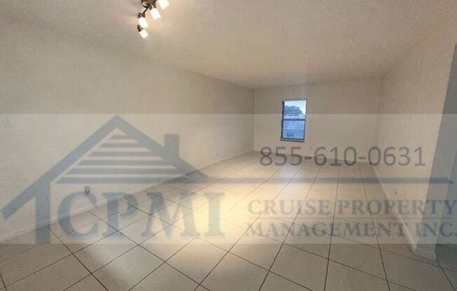2 beds, 1 bath, 896 sqft, $1,950, Unit B304