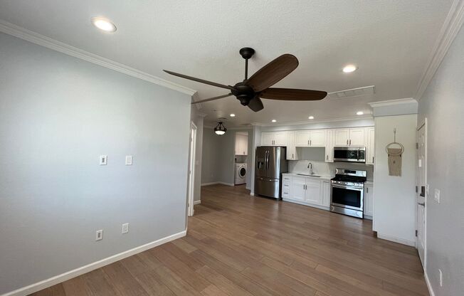 Modern Living Redefined: Newly Remodeled 1-Bed Unit in the Heart of Corona!