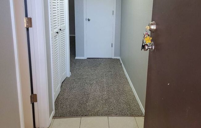 1 bed, 1.5 baths, 786 sqft, $870, Unit 607
