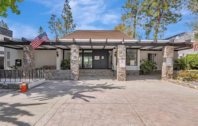 1 bed, 1 bath, 758 sqft, $2,200, Unit 203