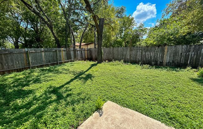 Cozy 3/2 house in Joseph Edward Subdivision