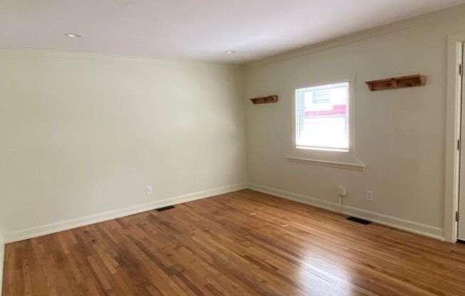 Green Street 525