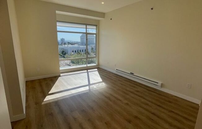 2 beds, 1 bath, 760 sqft, $2,845, Unit 704