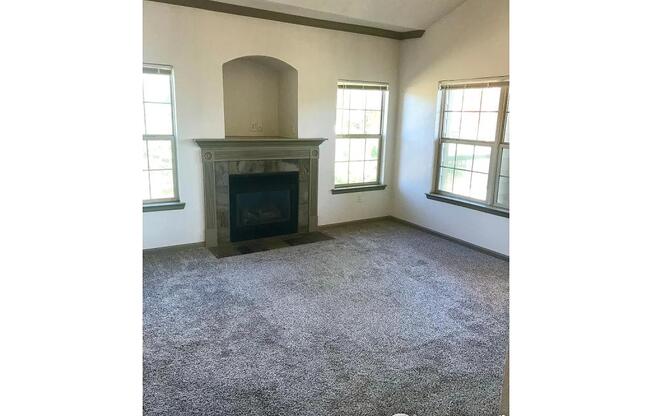 2 beds, 2 baths, 1,171 sqft, $1,950, Unit UNIT 11207