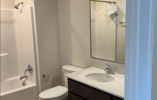 Studio, 1 bath, 475 sqft, $894