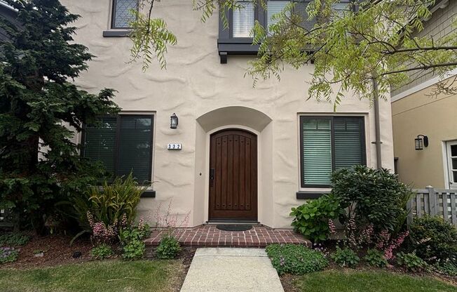 Welcome Home to Grafton Terrace! Ideally located in Fremont near Warm Springs Community Park