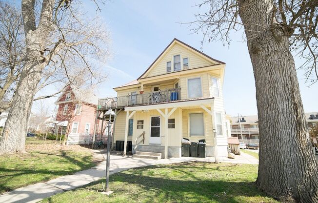 2610 College St - Cedar Falls