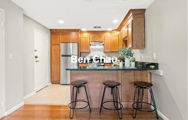 2192 MASS AVE