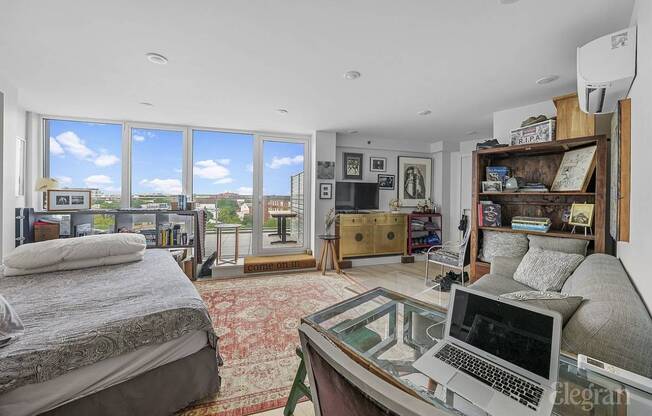 733 OCEAN PKWY