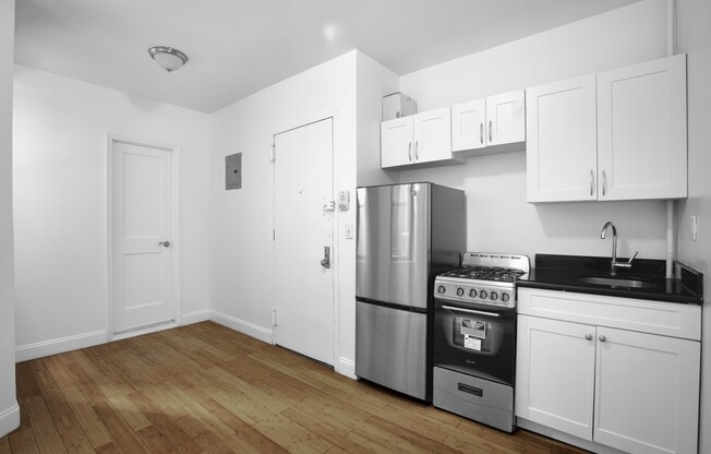 1 bed, 1 bath, $2,750, Unit 3RN