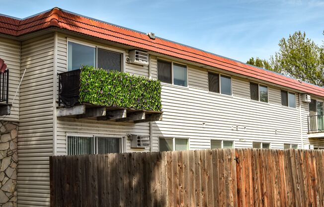 Casa Grande Apartments