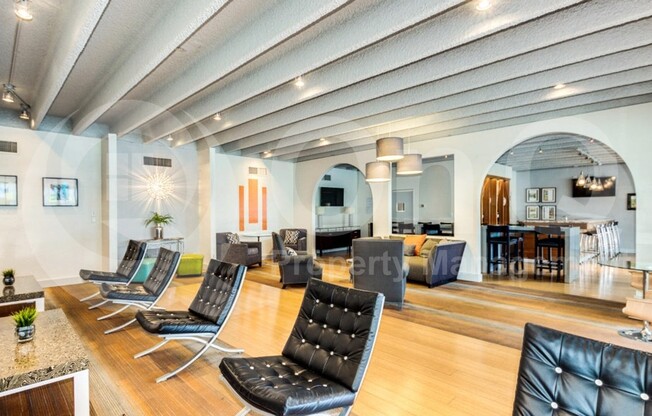 1 bed, 1 bath, 602 sqft, $2,000, Unit 16E