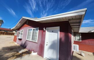 Two Bedroom Duplex in Downtown 29 Palms!