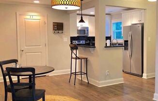 2 beds, 2 baths, $1,650, Unit B5