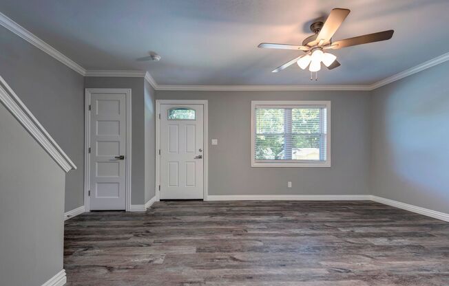 3 beds, 1.5 baths, 1,530 sqft, $1,495, Unit O1