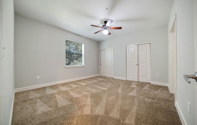 3 beds, 2 baths, 1,189 sqft, $2,395, Unit 306-71