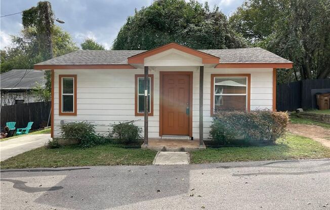 1116 Northwestern Ave