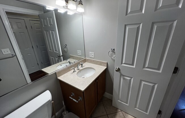 2 beds, 1.5 baths, 960 sqft, $3,600, Unit 3