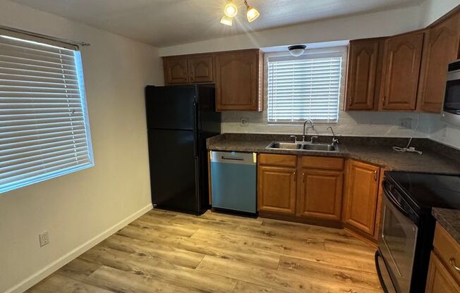 Charming 3 bedroom 2.bath with yard