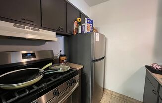 1 bed, 1 bath, $1,095, Unit 112